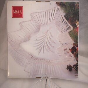 vintage New in Box Mikasa Clear Cut Glass Holiday Evergreen Tree Bowl